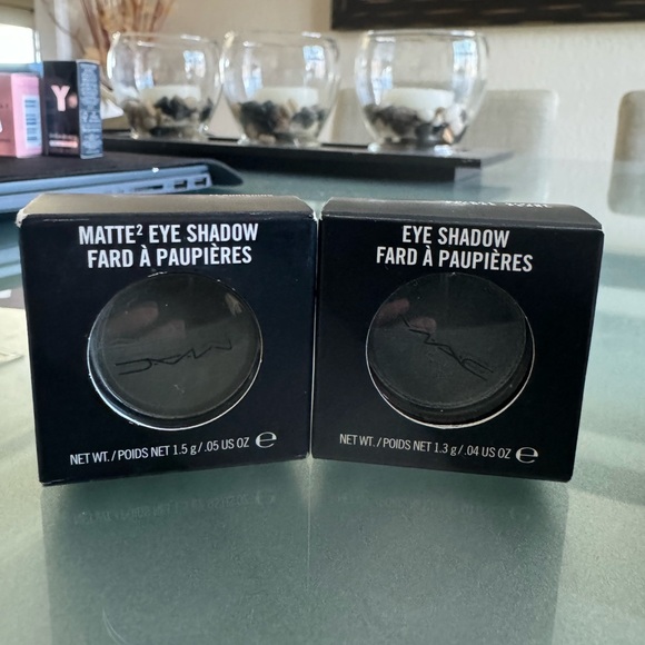 MAC Eye Shadow Duo - Color Flourishing & Knight Divine Veluxe Pearl - Brand New - Picture 7 of 7